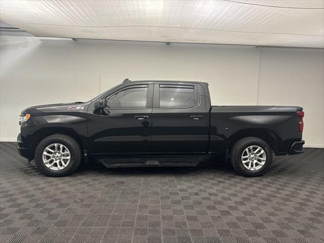 2022 Chevrolet Silverado 1500 4WD Crew Cab Short Bed RST