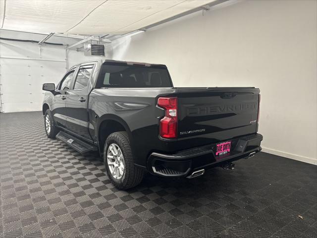 2022 Chevrolet Silverado 1500 4WD Crew Cab Short Bed RST