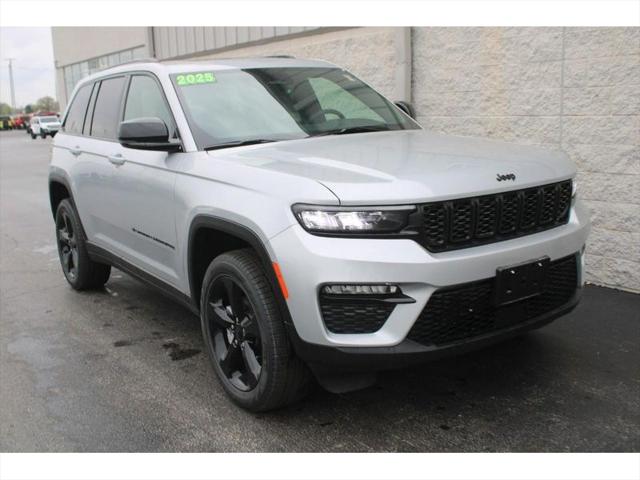 2025 Jeep Grand Cherokee GRAND CHEROKEE LIMITED 4X4