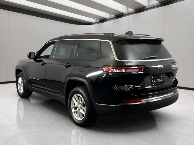 2021 Jeep Grand Cherokee L Laredo 4x4