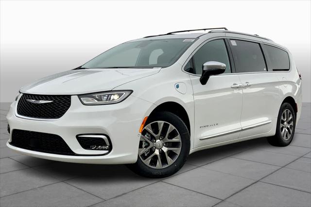 2025 Chrysler Pacifica Hybrid PACIFICA PLUG-IN HYBRID PINNACLE