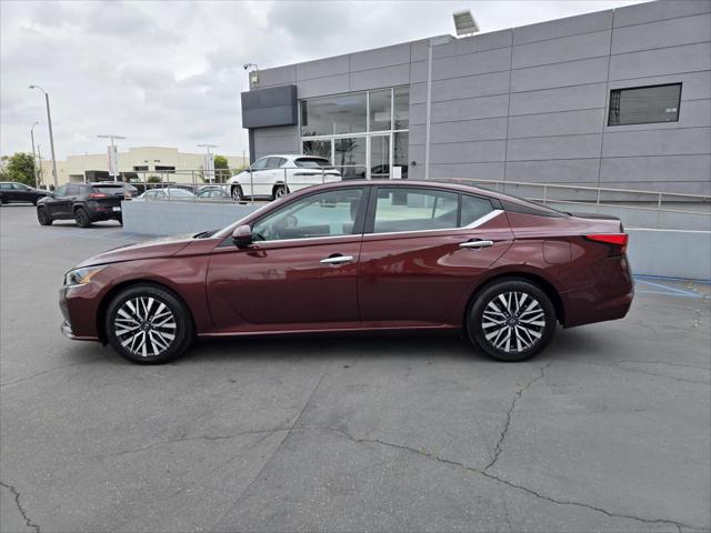 2023 Nissan Altima SV FWD