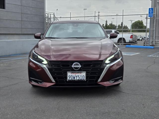 2023 Nissan Altima SV FWD