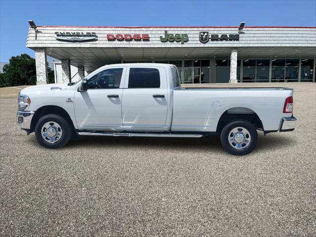 2024 RAM 2500 Tradesman Crew Cab 4x4 8 Box