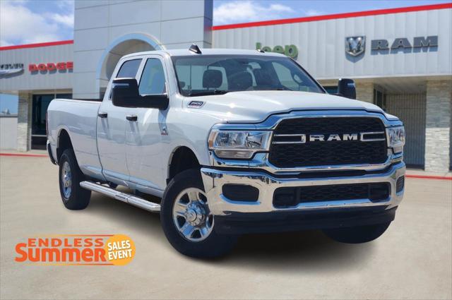 2024 RAM 2500 Tradesman Crew Cab 4x4 8 Box