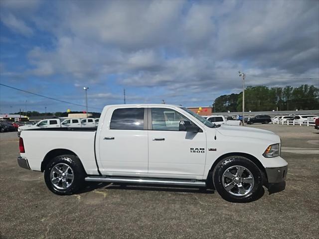 2017 RAM 1500 Big Horn Crew Cab 4x4 57 Box