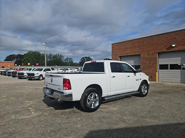 2017 RAM 1500 Big Horn Crew Cab 4x4 57 Box