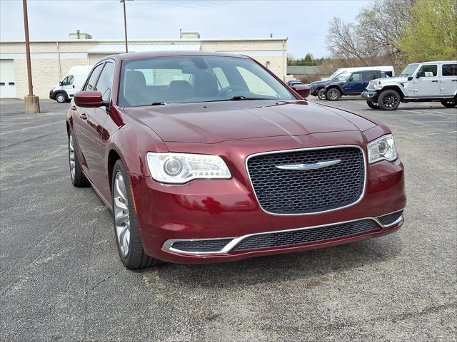 2017 Chrysler 300 Limited
