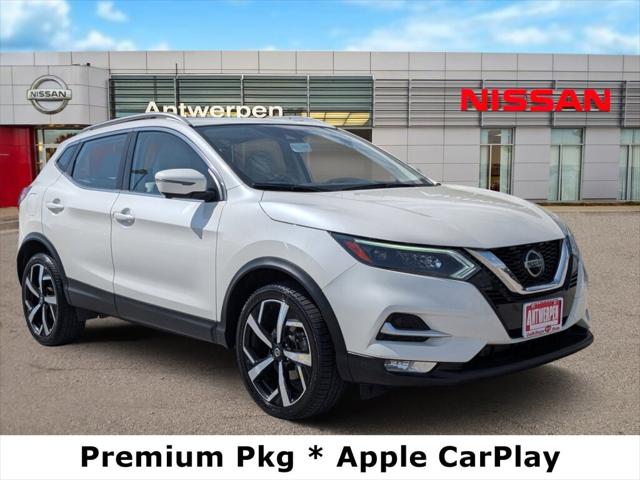 2022 Nissan Rogue Sport SL AWD Xtronic CVT