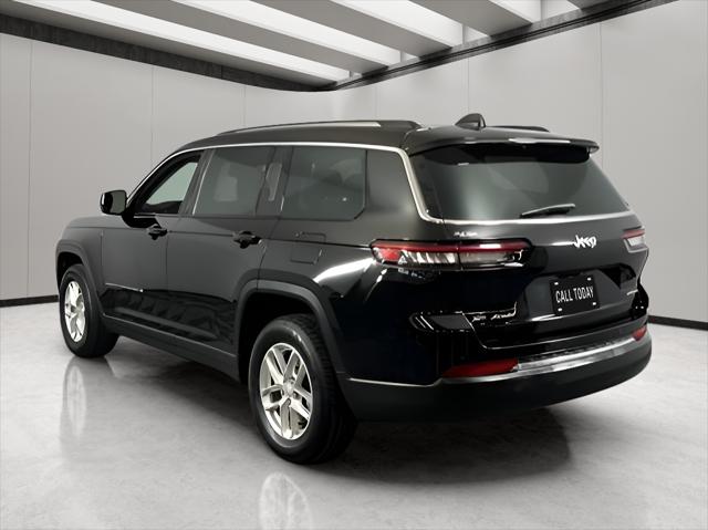 2021 Jeep Grand Cherokee L Laredo 4x4