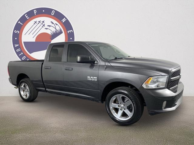 2017 RAM 1500 Express Quad Cab 4x4 64 Box
