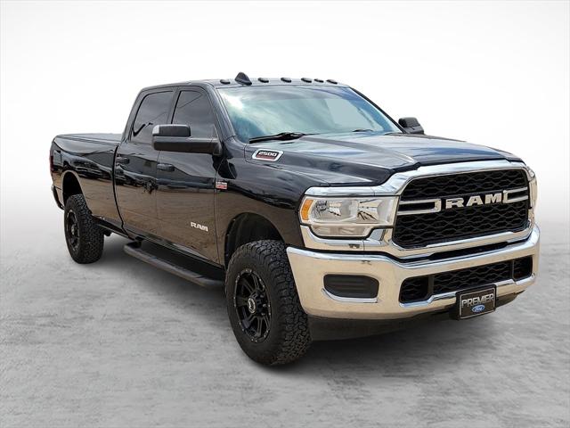 2020 RAM 2500 Tradesman Crew Cab 4X4 8 Box
