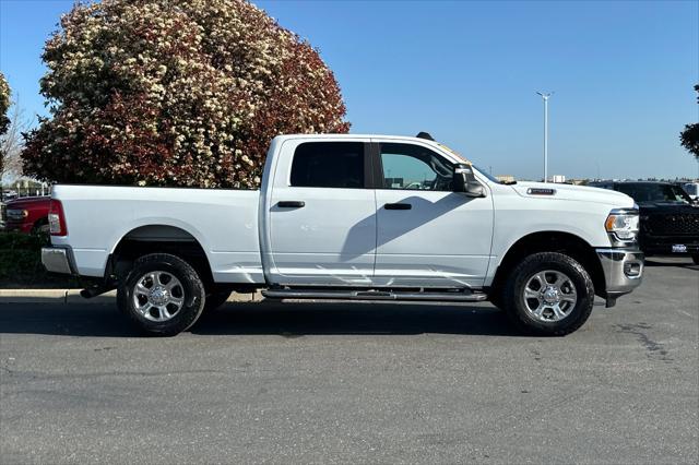 2024 RAM 2500 Big Horn Crew Cab 4x4 64 Box