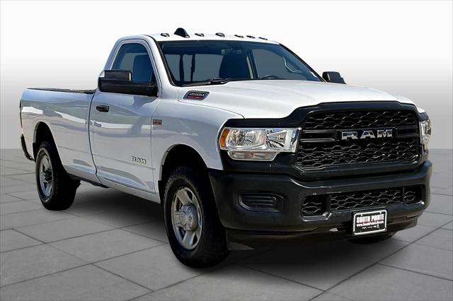 2020 RAM 2500 Tradesman Regular Cab 4X2 8 Box