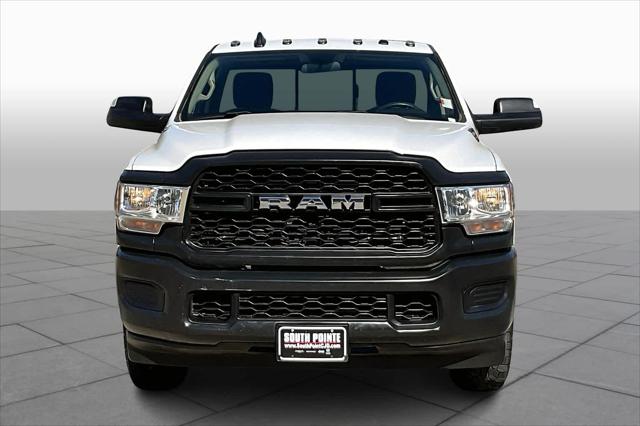 2020 RAM 2500 Tradesman Regular Cab 4X2 8 Box