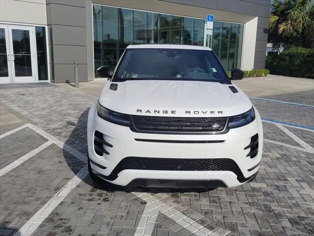 2026 Land Rover Range Rover Evoque Dynamic SE