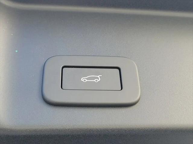2026 Land Rover Range Rover Evoque Dynamic SE