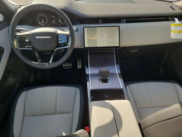 2026 Land Rover Range Rover Evoque Dynamic SE