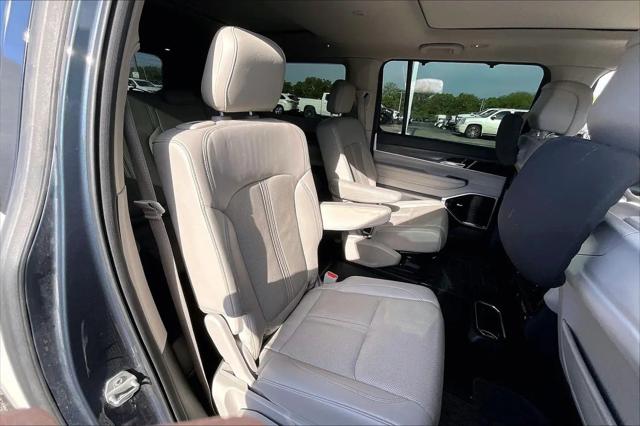 2023 Jeep Wagoneer Series III 4x4