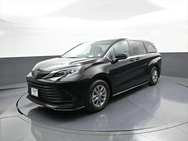 2024 Toyota Sienna LE for sale in Brooklyn, NY