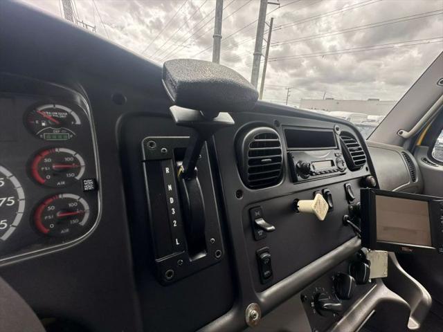 2014 Freightliner Sprinter Crew w/144 Van