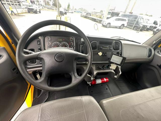 2014 Freightliner Sprinter Crew w/144 Van