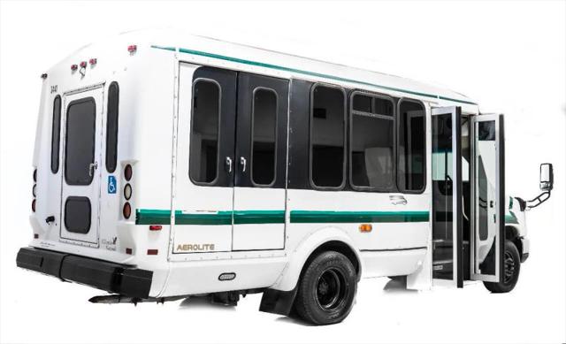 2016 Ford E-350 Cutaway Base