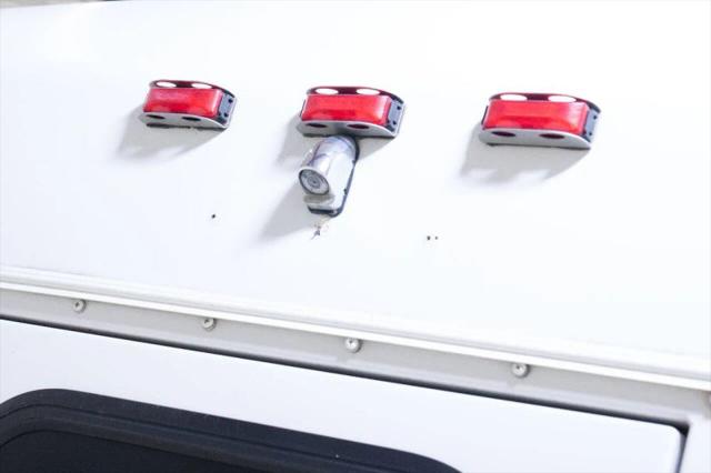 2016 Ford E-350 Cutaway Base