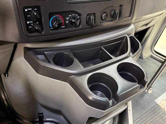 2016 Ford E-350 Cutaway Base