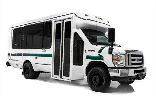 2016 Ford E-350 Cutaway Base for sale in Houston, TX