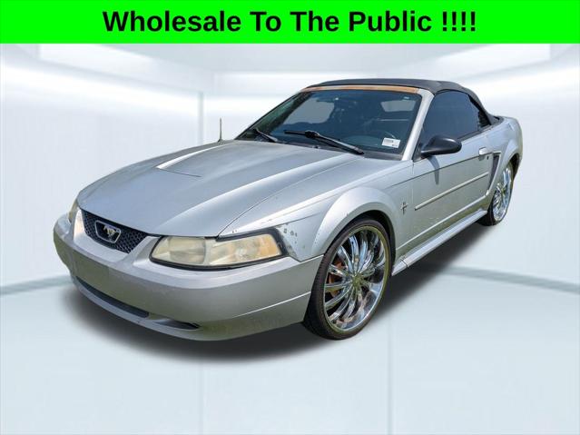 2003 Ford Mustang V6