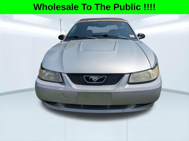 2003 Ford Mustang V6