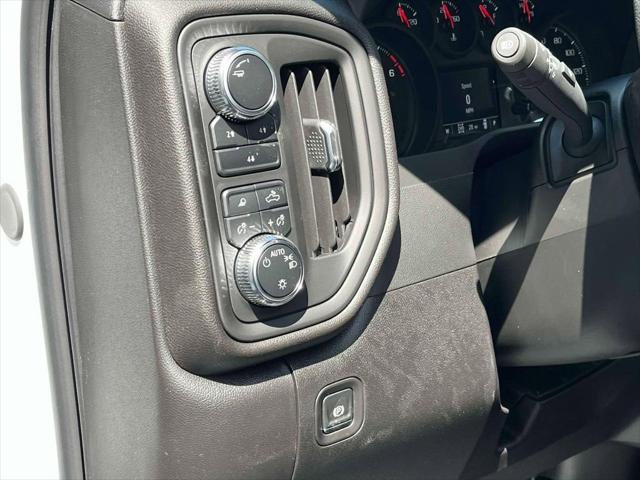 2025 GMC Sierra 3500HD 4WD Double Cab Long Bed Pro