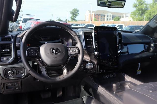 2025 RAM Ram 1500 RAM 1500 LIMITED CREW CAB 4X4 57 BOX