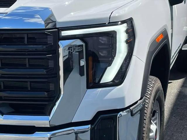 2025 GMC Sierra 3500HD 4WD Double Cab Long Bed Pro