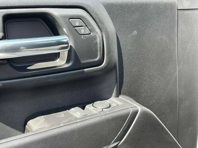 2025 GMC Sierra 3500HD 4WD Double Cab Long Bed Pro
