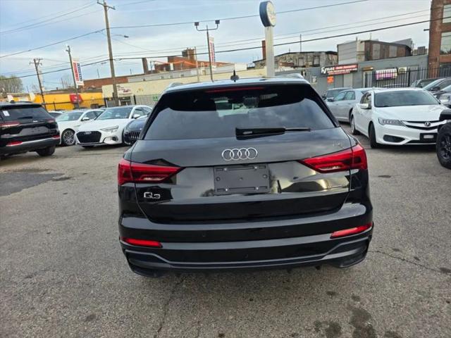 2022 Audi Q3 Premium Plus 45 TFSI S line quattro Tiptronic