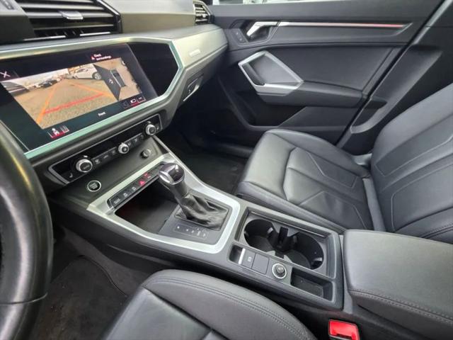 2022 Audi Q3 Premium Plus 45 TFSI S line quattro Tiptronic