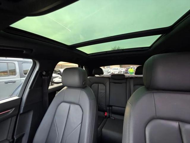 2022 Audi Q3 Premium Plus 45 TFSI S line quattro Tiptronic