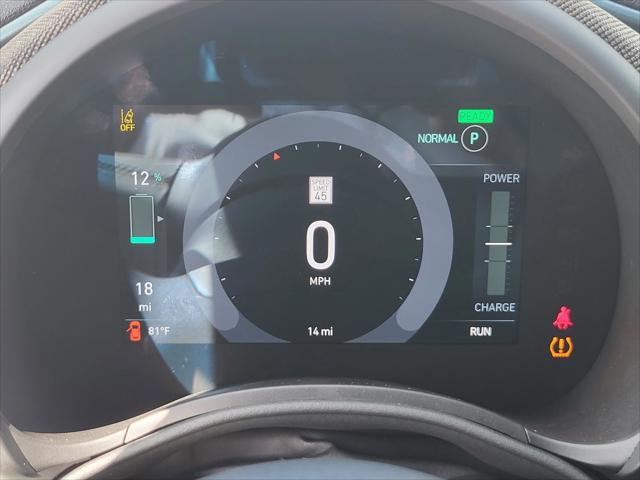 2025 Fiat 500e Giorgio Armani FWD