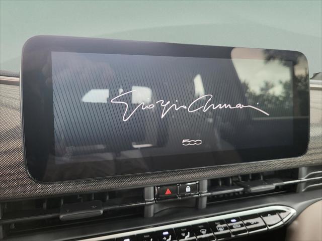 2025 Fiat 500e Giorgio Armani FWD