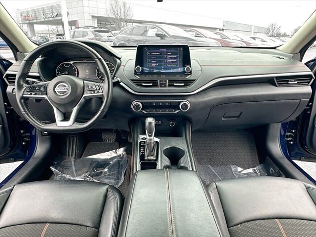 2022 Nissan Altima SR FWD