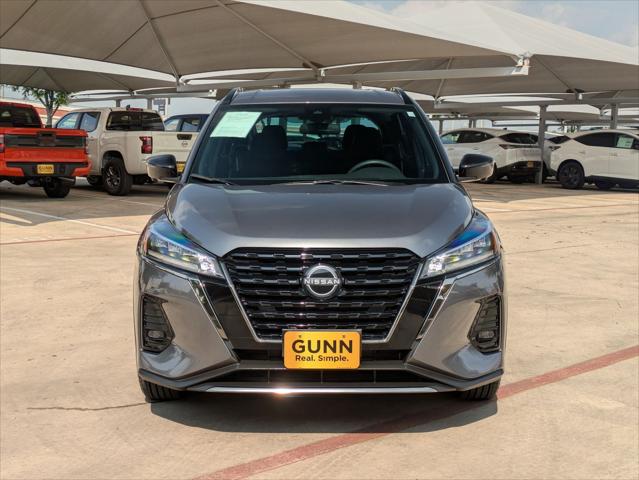 2023 Nissan Kicks SR Xtronic CVT
