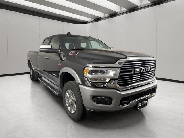 2020 RAM 2500 Laramie Crew Cab 4X4 8 Box