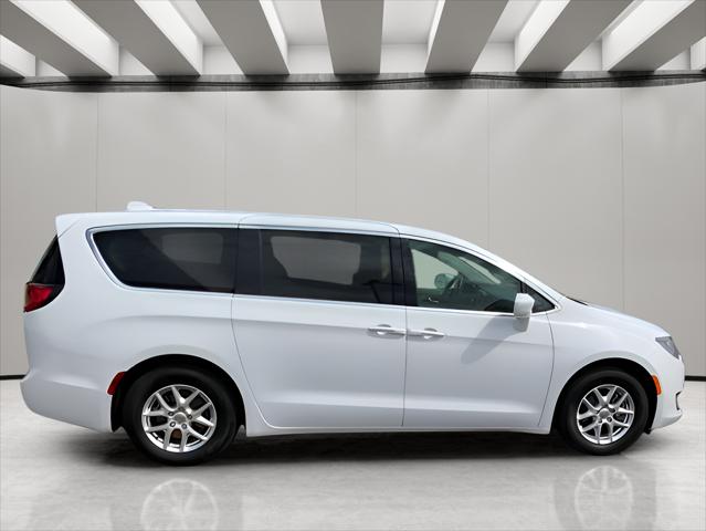 2020 Chrysler Pacifica Touring
