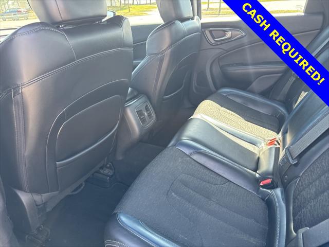 Used 2015 Chrysler 200 For Sale in Waterford Twp, MI