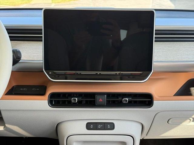 2025 Volkswagen ID. Buzz 1st Edition with 4MOTION