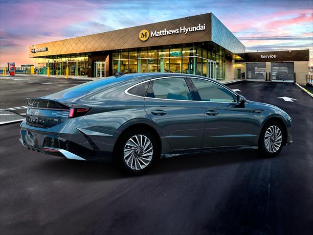 2025 Hyundai Sonata Hybrid Limited