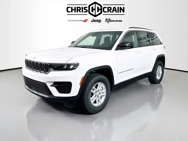 2025 Jeep Grand Cherokee GRAND CHEROKEE LAREDO 4X4