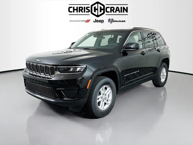 2025 Jeep Grand Cherokee GRAND CHEROKEE LAREDO 4X4